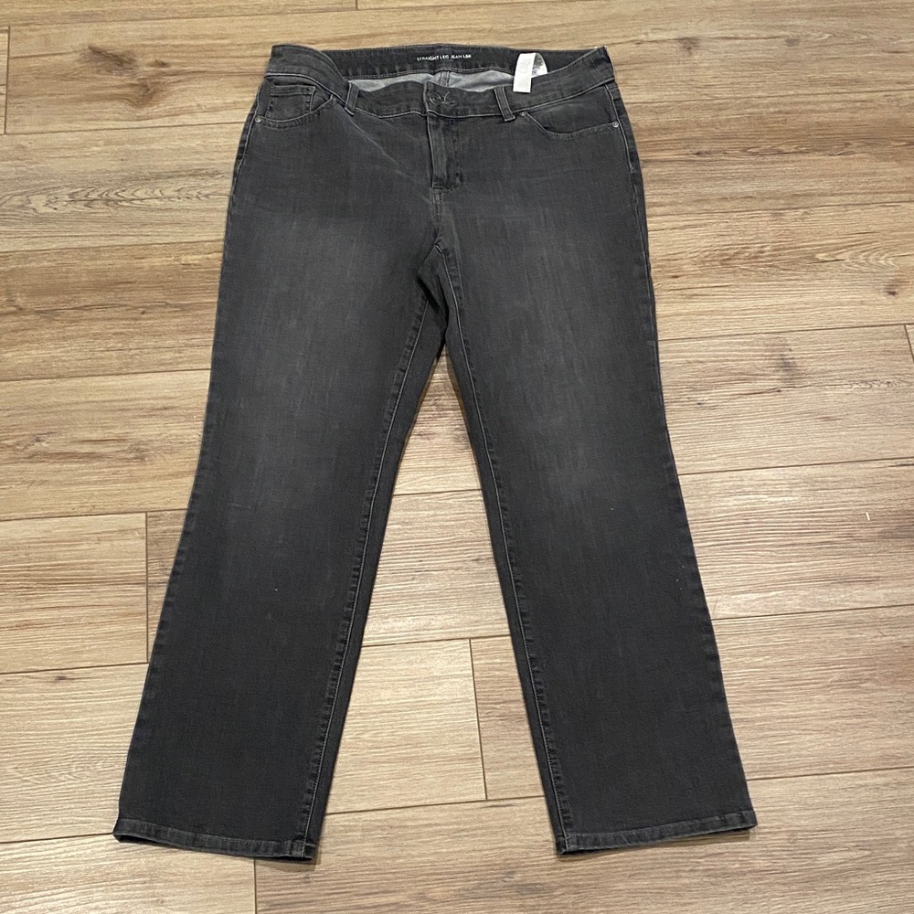 Chico's CharcoalGray Straight Leg Jeans Sz 1.5 Misses 10